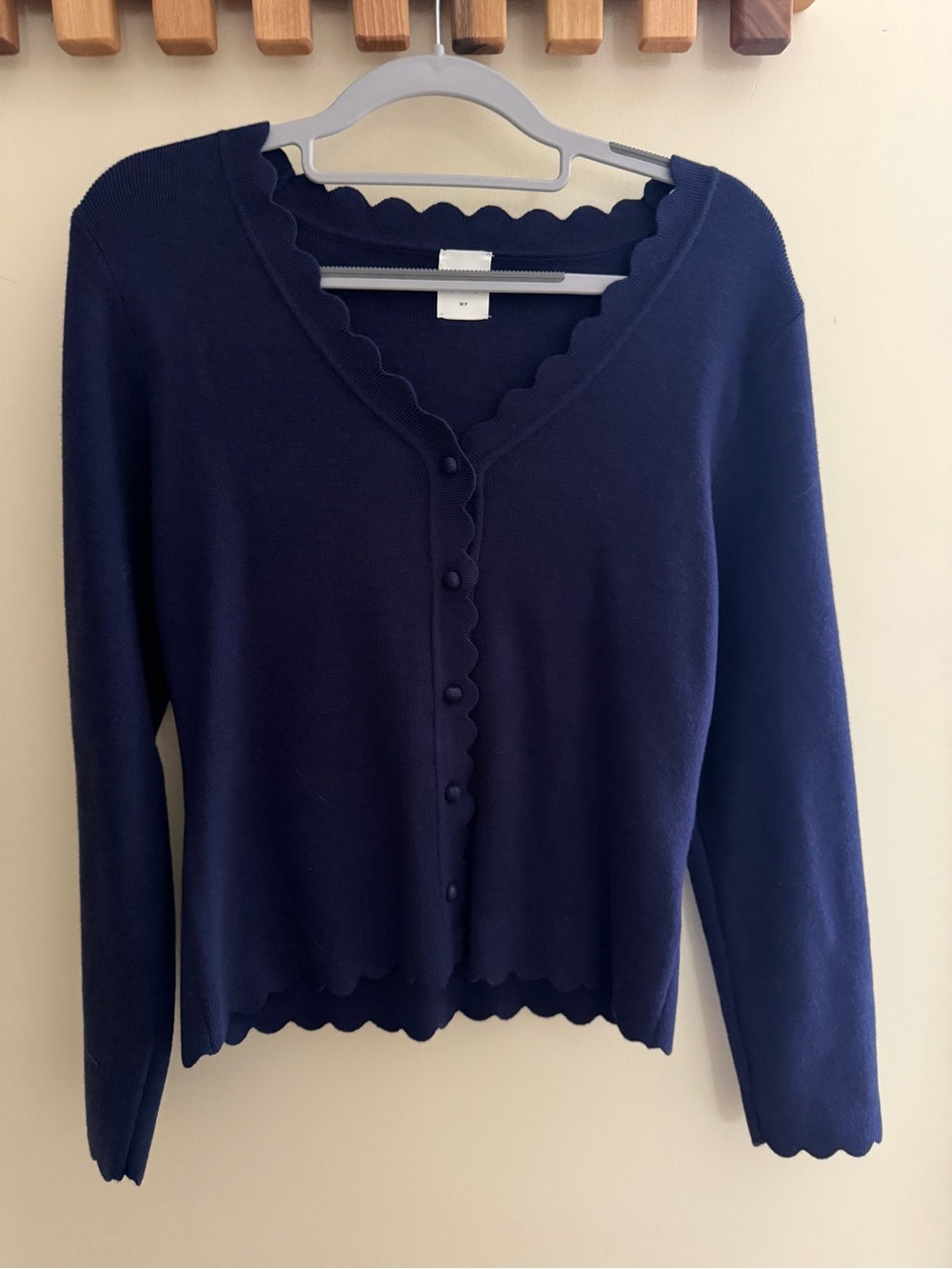 Short story Navy Scallop-Edge Button Cardigan Sweater - Women